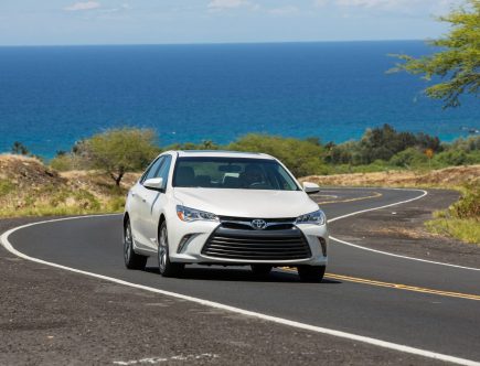 5 Reasons You Should Buy a Used 2017 Toyota Camry Hybrid Right Now
