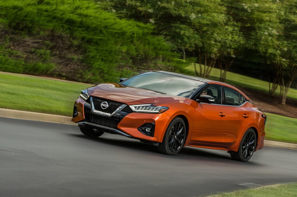 2020 Nissan Maxima or 2020 Toyota Avalon: Which Car Should You Buy?