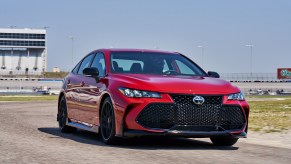 2020 Nissan Maxima or 2020 Toyota Avalon: Which Car Should You Buy?