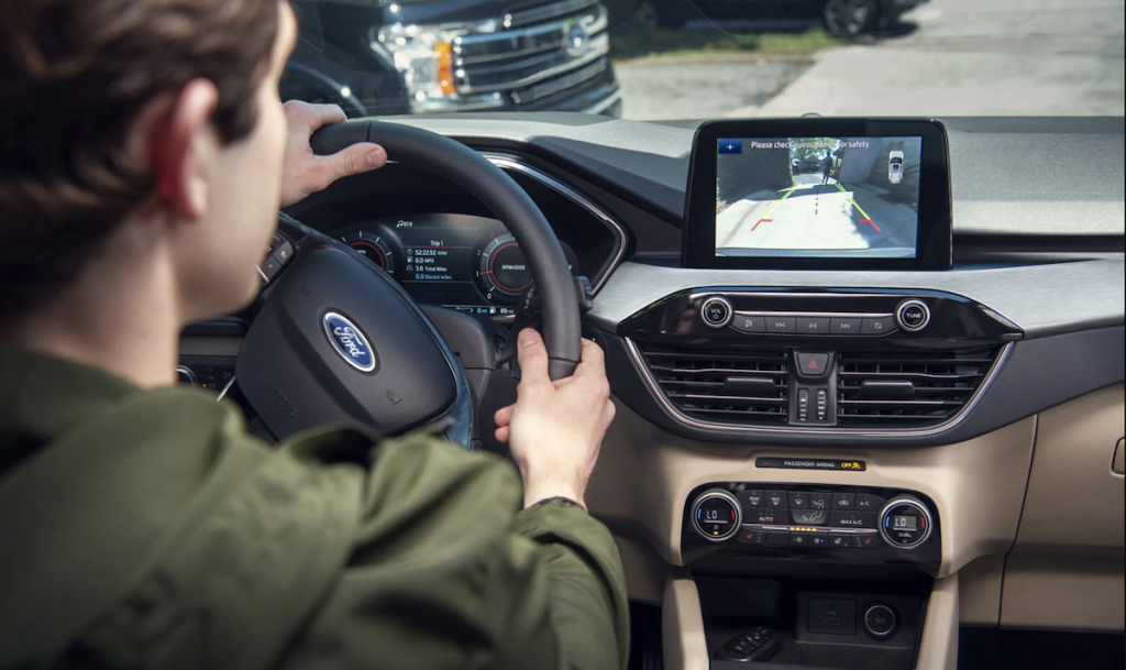 2021 Ford Escape tech