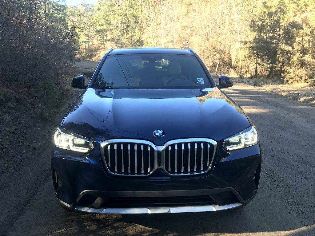 2022 BMW X3 front close shot