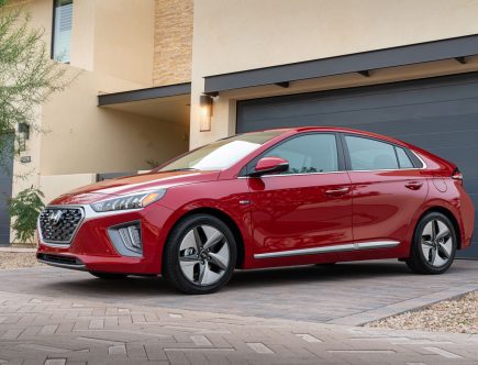 TrueCar’s 7 Hybrid Cars with the Best Gas Mileage