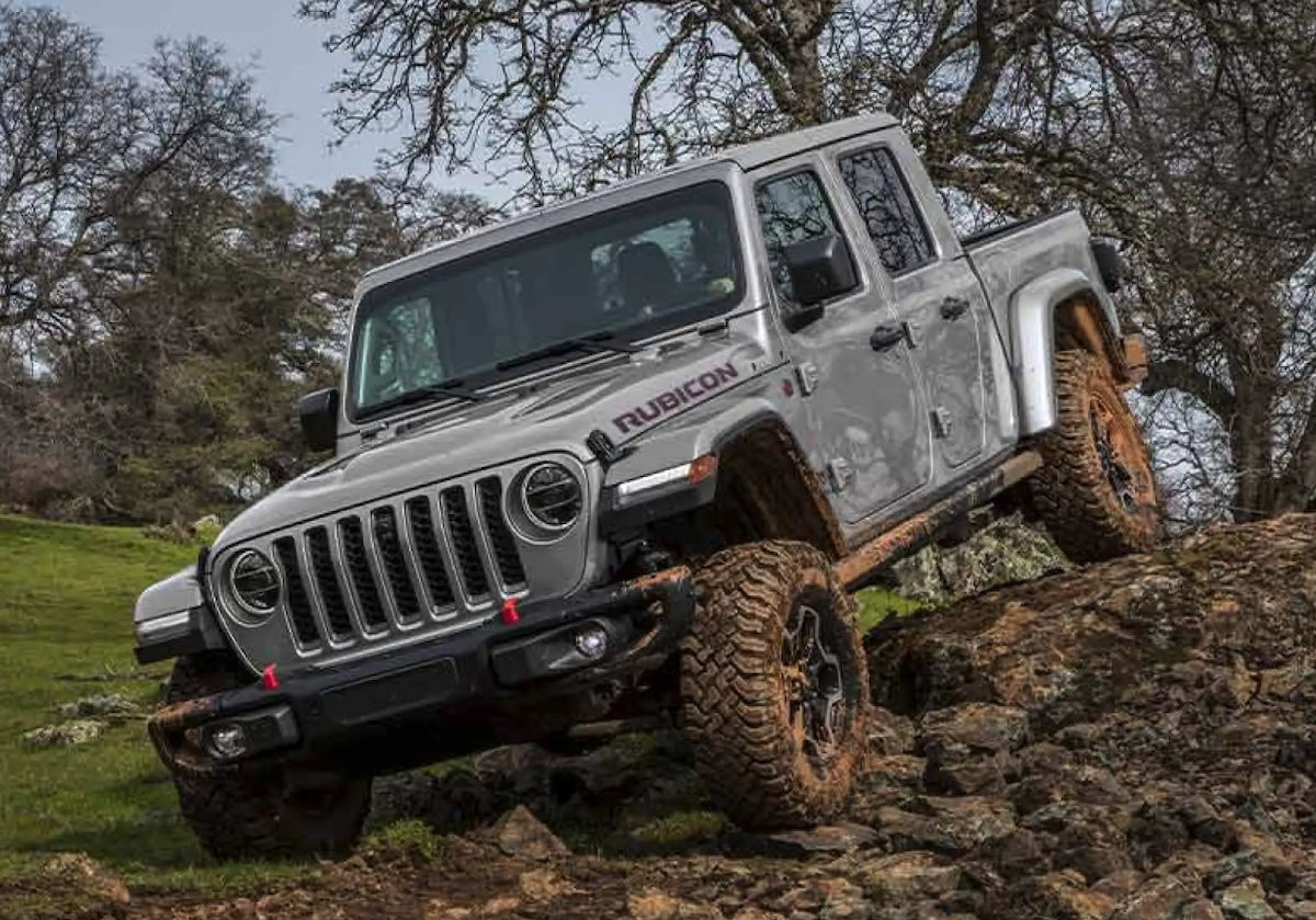 The 2022 Jeep Gladiator off-roading in mud