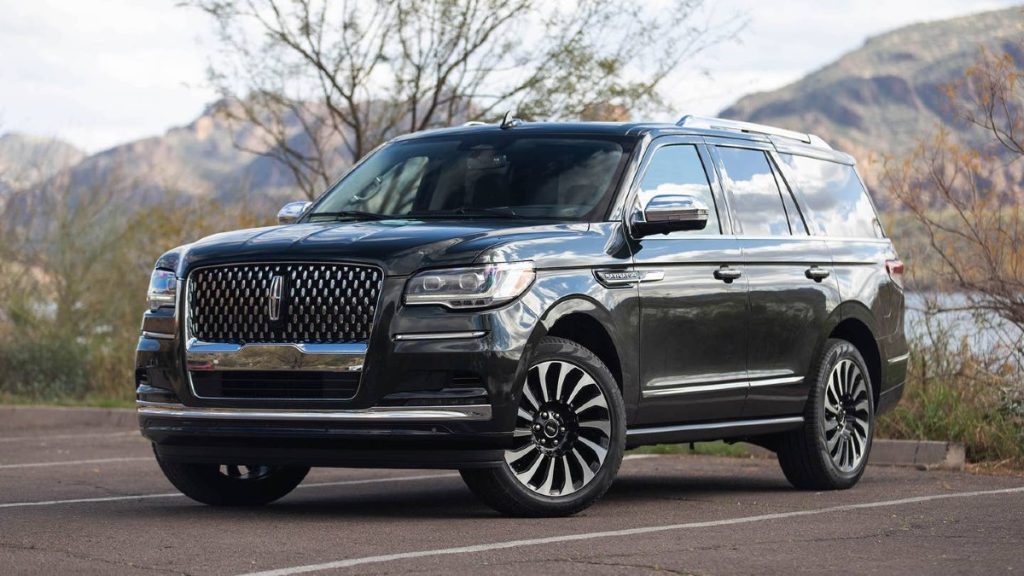 The 2022 Lincoln Navigator is one of the best family SUVs you can buy