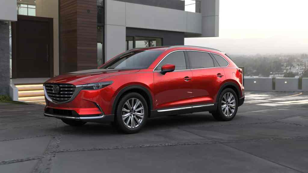 What comes with a fully loaded 2022 Mazda CX-9? The SUV is midsize and luxury without the luxury price.