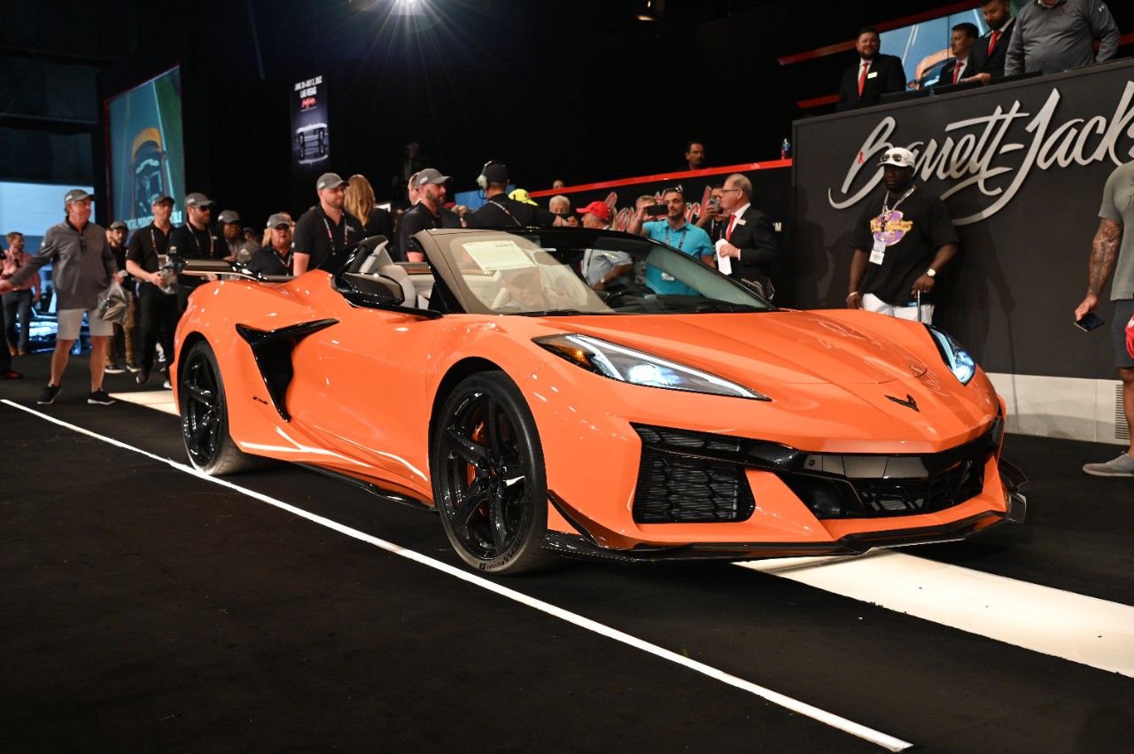 The first retail production 2023 Corvette Z06 convertible raised $1 million for the Thurgood Marshall College Fund at Barrett-Jackson’s Palm Beach auction, front passenger side