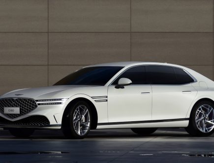 2022 Genesis G90 Packs Insane Features for $80k Less Than Competitors
