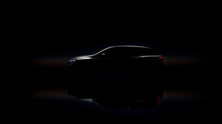 Mercedes Teases us with 2023 EQS SUV Images Before Release