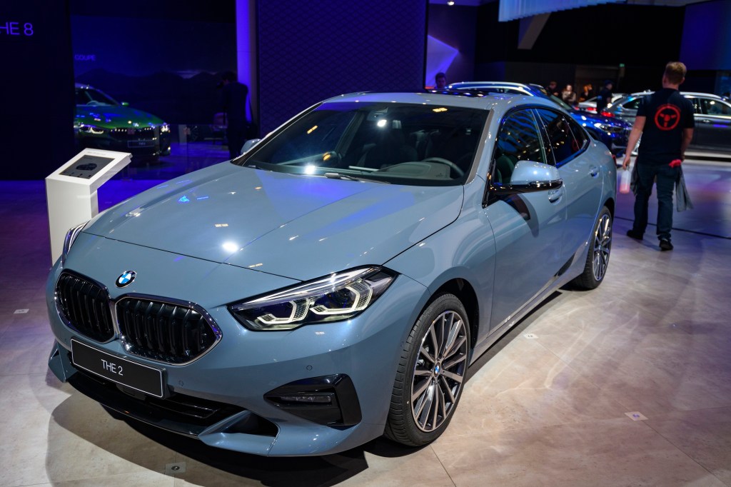 2022-BMW-2-Series-coupe:-The-new-baby-BMW-is-Traveling