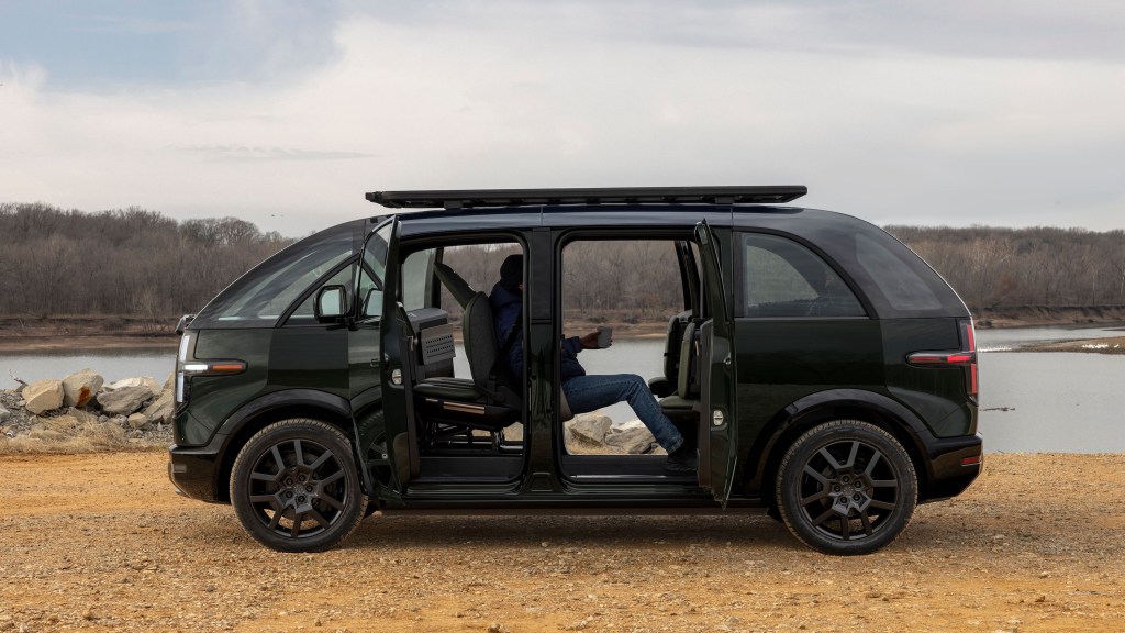 The Canoo LV showing its NASA "Astrovan" potentential