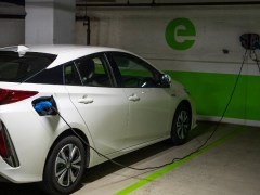 Electric Charger: It Really Does Cost Thousands to Set up a Home EV Charging Station