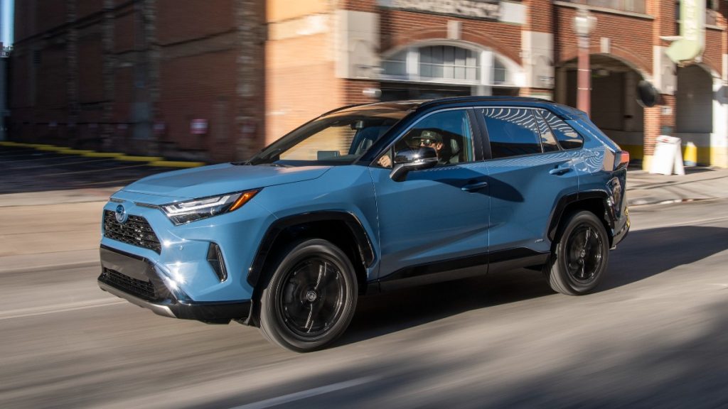 Front angle view of 2022 Toyota RAV4, which currently doesn't meet 40 mpg fuel economy standard for 2026