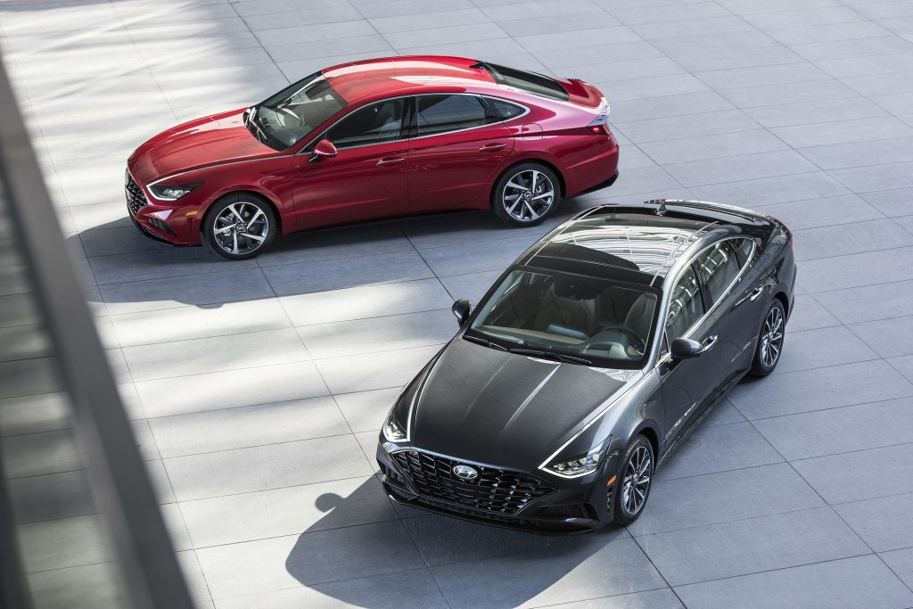 2022-Hyundai-Sonata-is-one-of-the-best-cars-with-over 40-MPG
