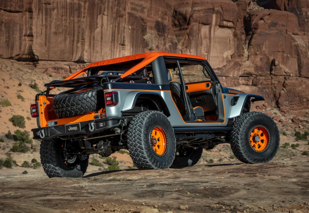 2023 Jeep Gladiator Bob Concept off-roading 