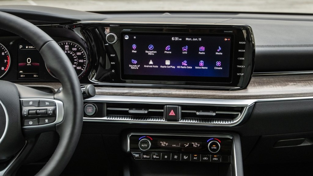 The interior of the new 2022 Kia K5 sedan shows off some of its great luxury like dual-zone climate controls and 10.25-inch display