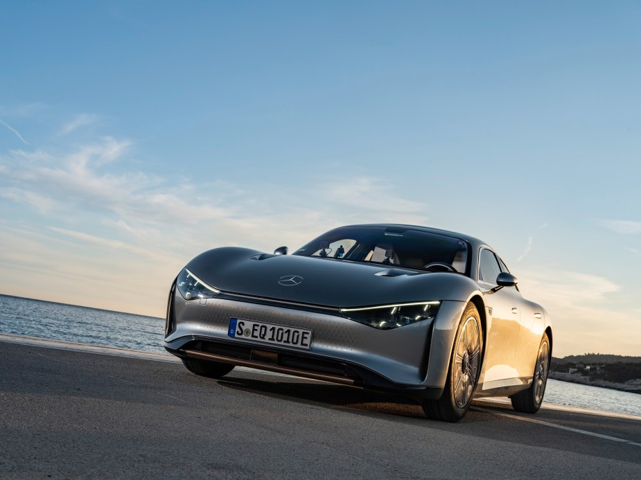 Mercedes-Benz Vision EQXX Covered Over 1,000 km on One Charge