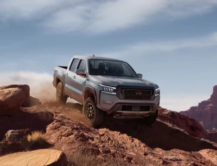 The 2022 Nissan Frontier PRO-4X Is Still an Off-Road Pickup