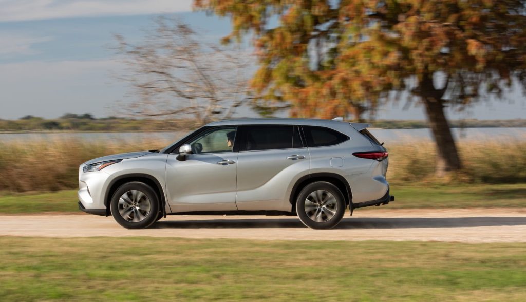 The roomiest midsize SUVs with comfortable interiors according to Consumer Reports