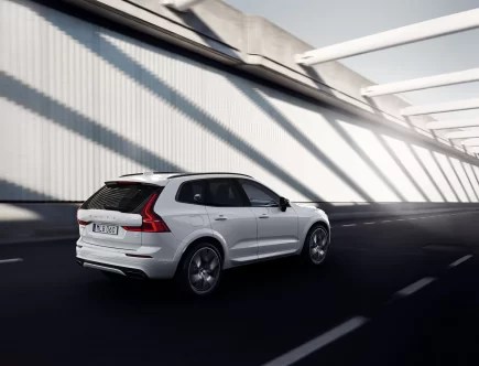 The 2022 Volvo XC60 Polestar Engineered Is an Expensive Performance SUV