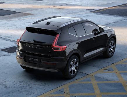 How Much Does a Fully Loaded 2022 Volvo XC40 Cost?