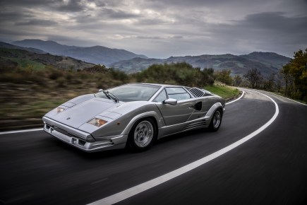 1989 Lamborghini Countach Still Has What It Takes to Blow Your Mind