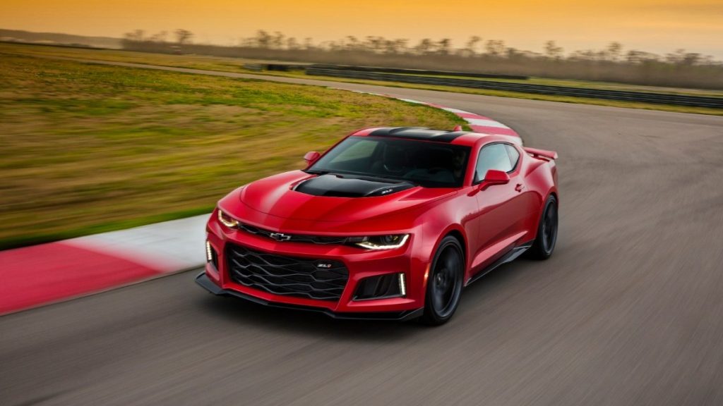 the 2022 chevrolet camaro zl1 offers you undeniable power thanks to its outstanding supercharged engine