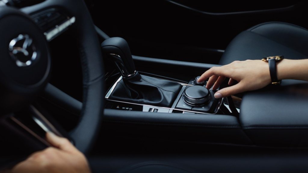 the rotary dial used for the mazda infotainment system