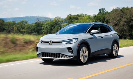 Only 1 Electric Midsize SUV Wins a Top Safety Award