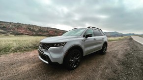 2022 Kia Sorento Prestige front corner