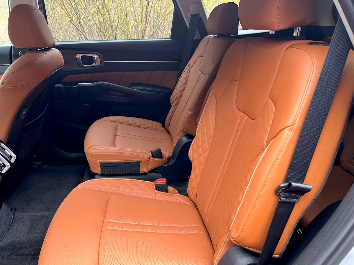 2022 Kia Sorento Review, Pricing, and Specs