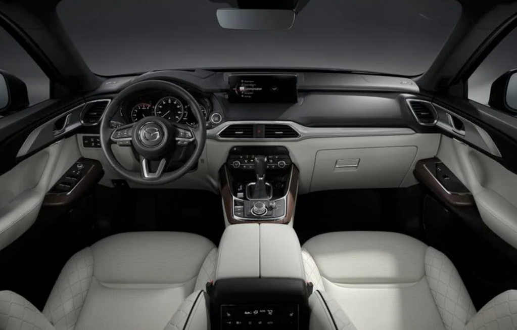 2022 Mazda CX-9 interior