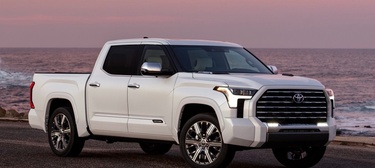 The Toyota Tundra receives a new SX Package for 2023.