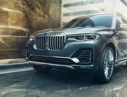 The 2022 BMW X7 vs the 2022 Lincoln Navigator: There’s a Clear Winner