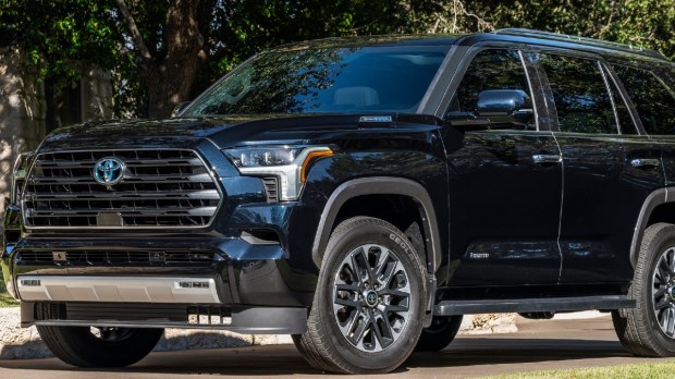 Experts Disagree About the Worst Full-Size SUVs of 2022