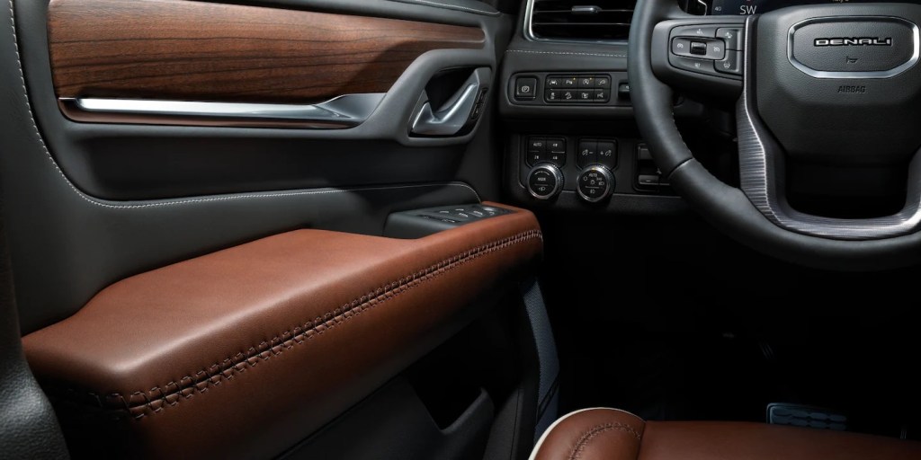 The brown leather interior of the 2023 GMC Yukon Denali Ultimate
