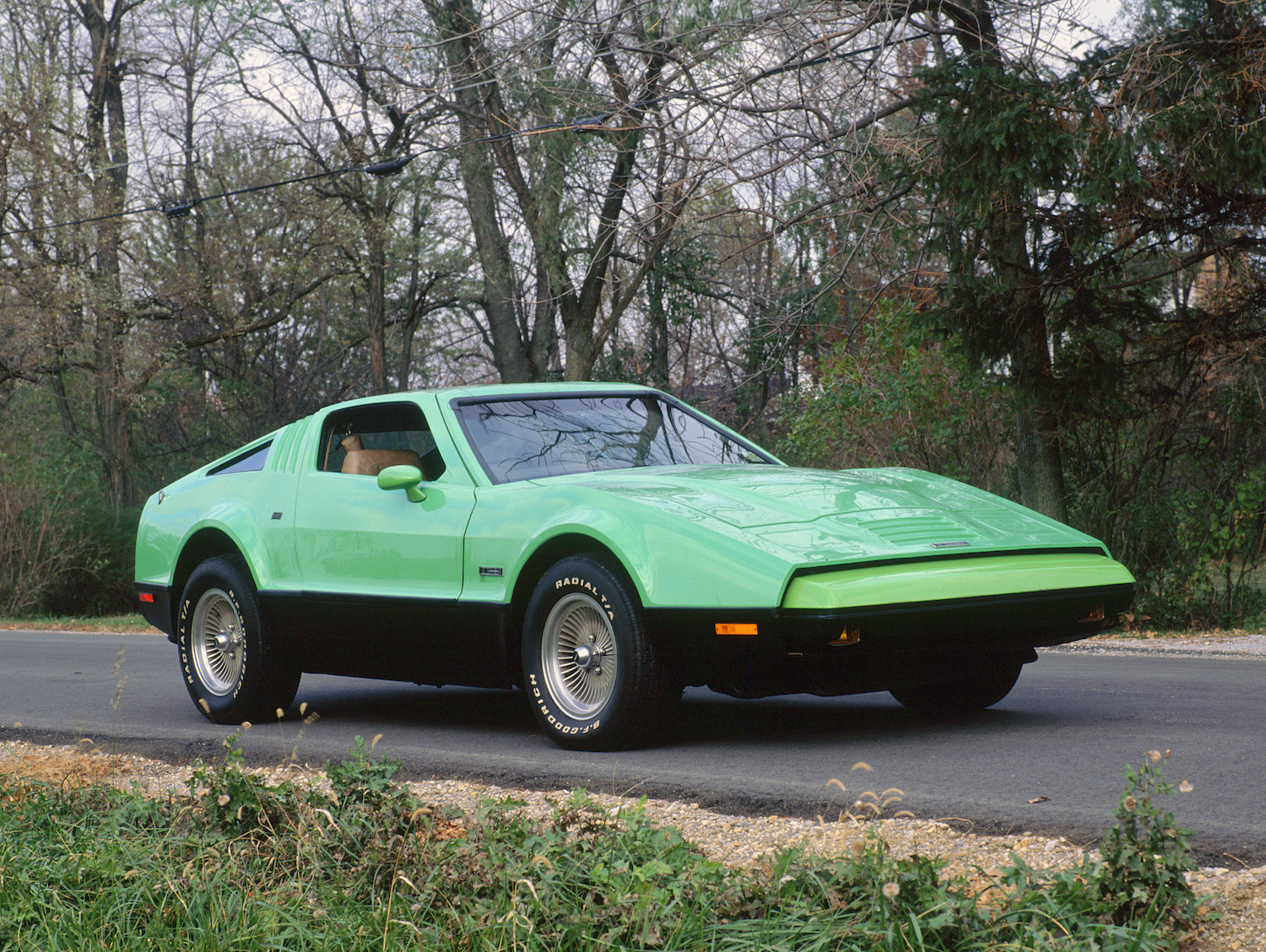 1975 Bricklin SV-1 in green