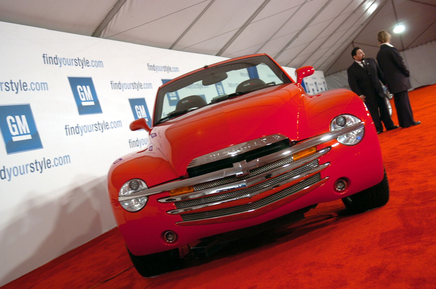 Discontinued pickup trucks that should come back like the Chevrolet SSR