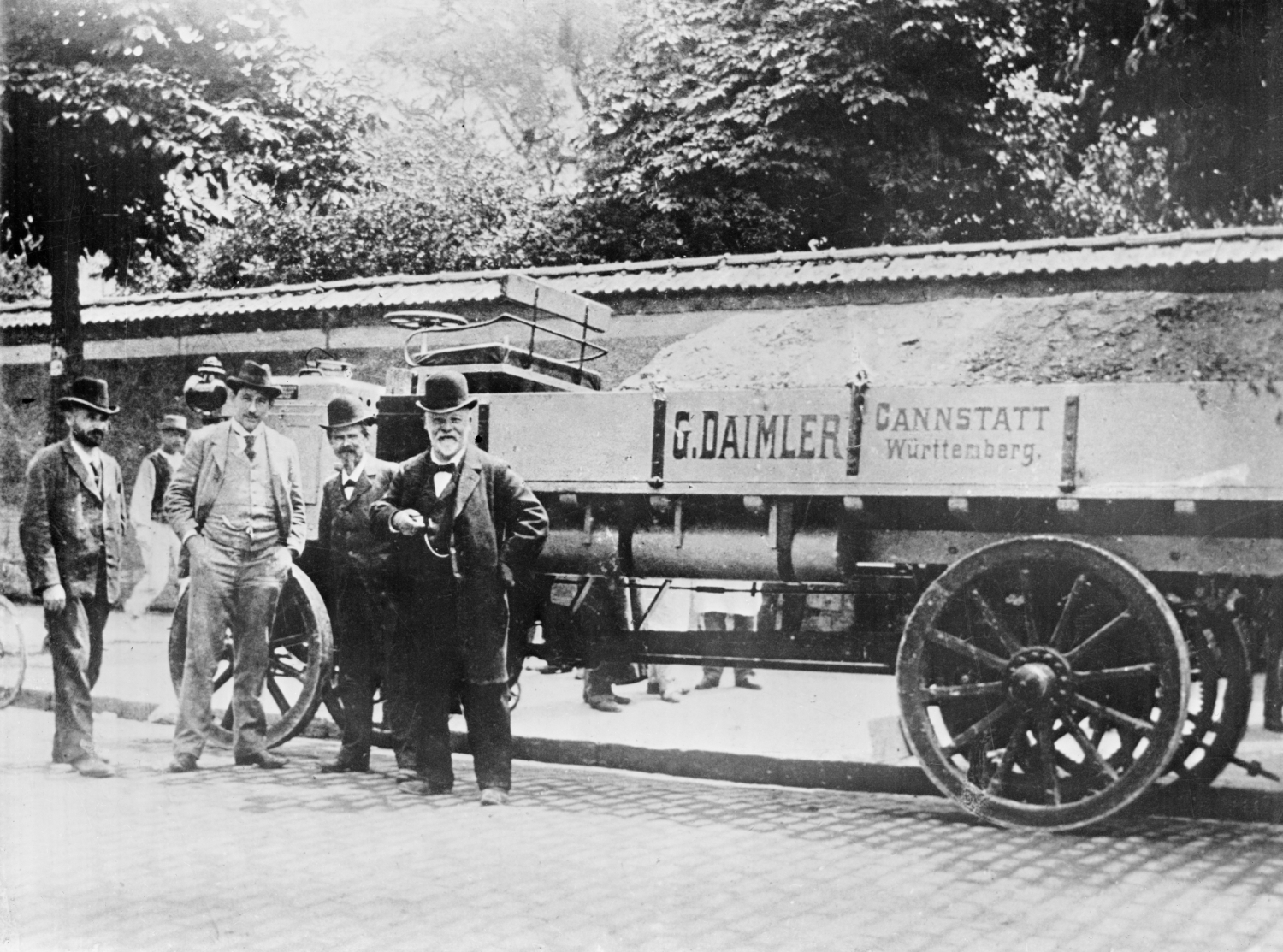 The first pickup truck ever made was the Daimler-Motoren-Gesellschaft Cannstatt by Gottlieb Daimler