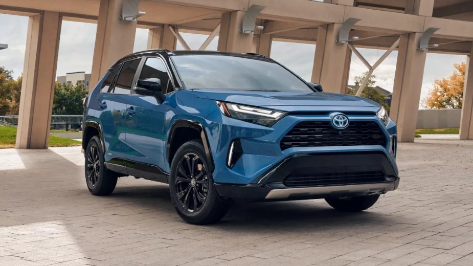 Front angle view of Cavalry Blue 2022 Toyota RAV4