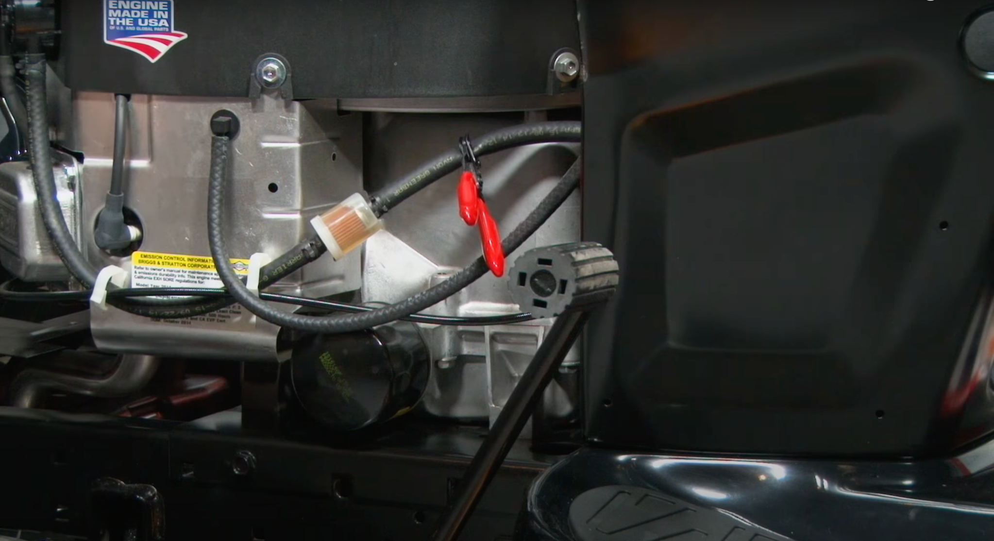 How to Swap Out Your Lawn Mower’s Fuel Filter