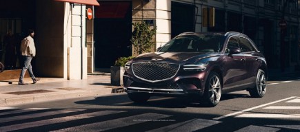 ‘Nightmarish’ Controls Keep This Luxury 2022 SUV From Being a Consumer Reports Favorite