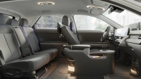 Hyundai Ioniq 5 robotaxi, driverless vehicle, autonomous vehicle
