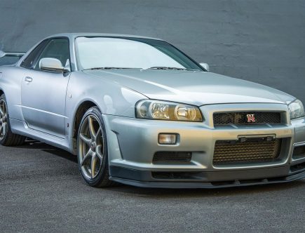 R34 Skyline GT-R on Cars and Bids Has A Very Interesting Swap