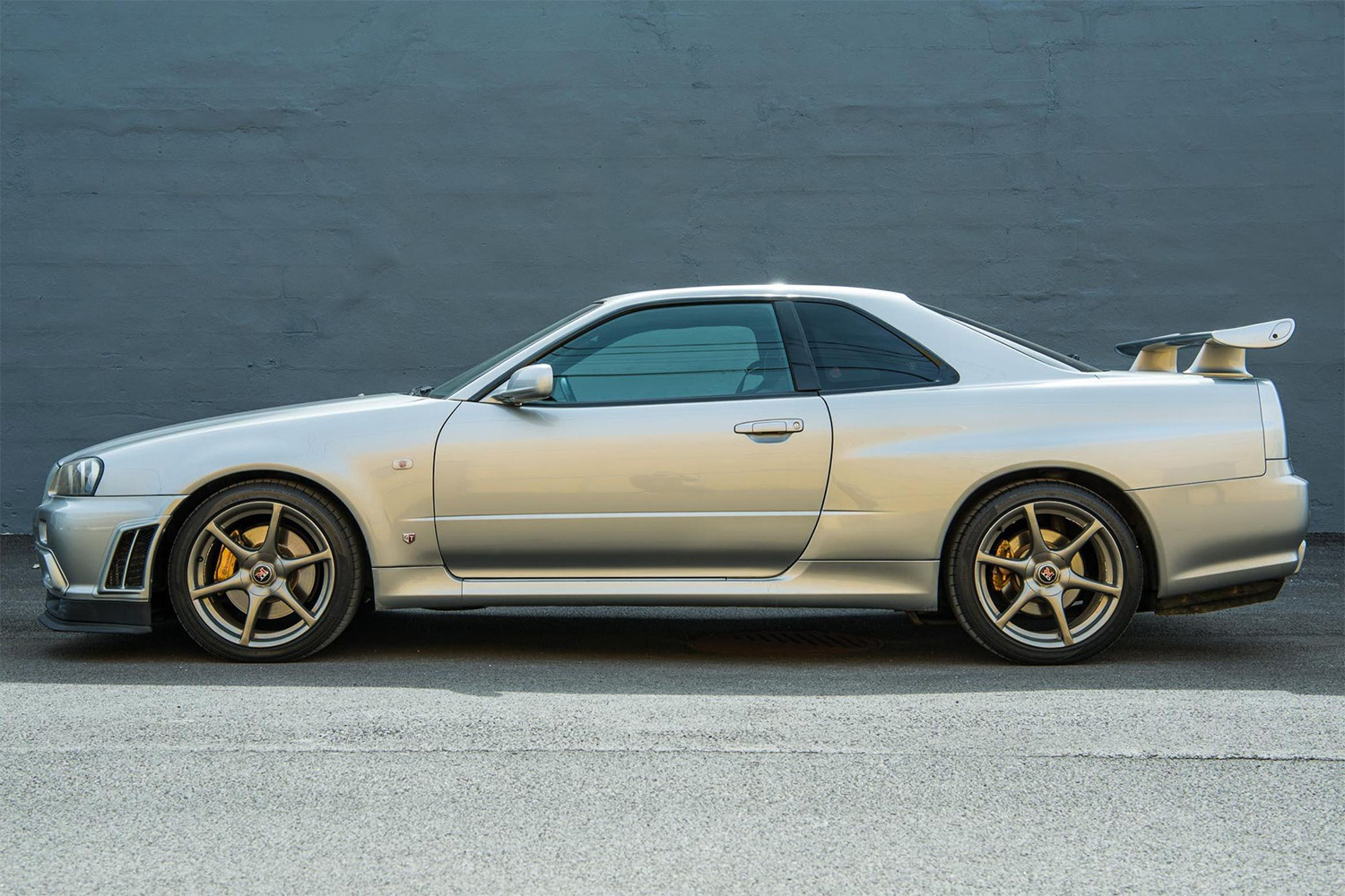 Side profile of Left Hand Drive Converted Nissan Skyline R34 GT-R