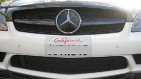 A Mercedes with a front license late wrap, the best way around a front license plate.