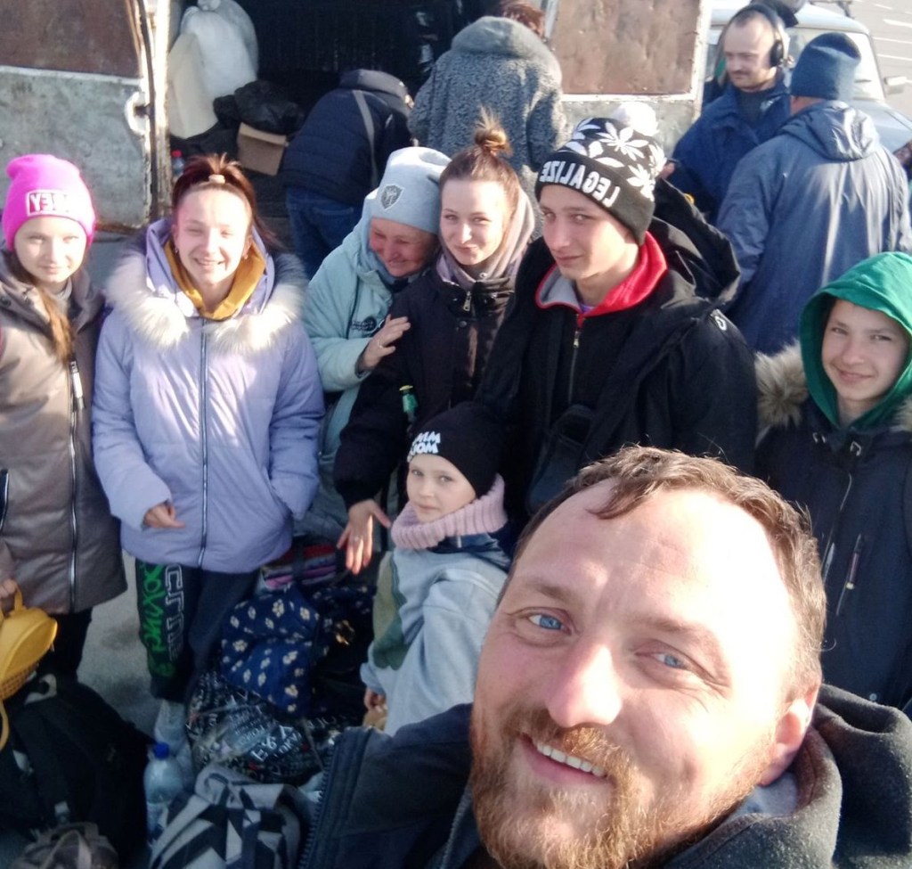 Mykhailo Puryshev red van