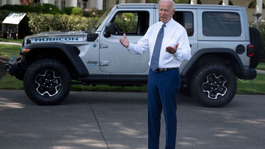2022 Jeep Wrangler 4xe plug-in hybrid with President Joe Biden on the White House lawn.