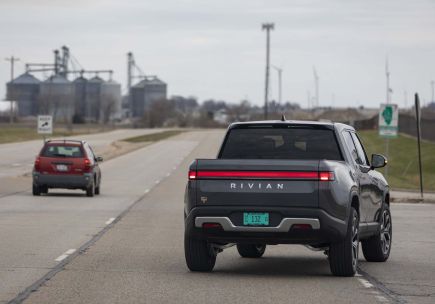 Rivian R1T Exterior Issues to Look for at Delivery