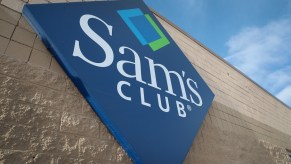 How much does it cost to charge an electric car at Sam's Club?