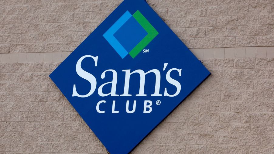 Sam's club sign, home to the Sam's Club Auto Program.